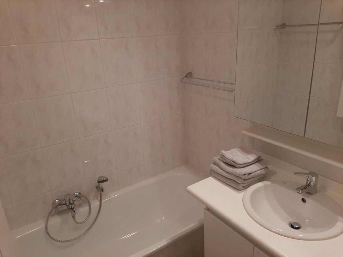 House Kimberly 194, Bus 102 Apartment นิวว์ปอร์ท ภายนอก รูปภาพ
