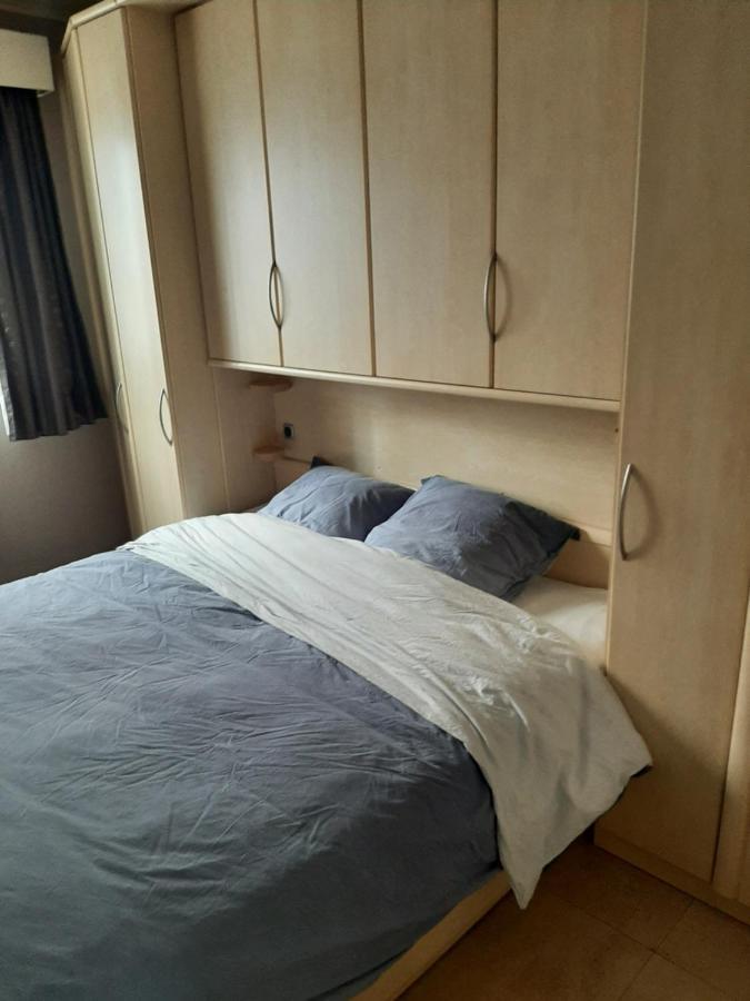 House Kimberly 194, Bus 102 Apartment นิวว์ปอร์ท ภายนอก รูปภาพ